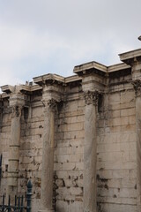 Säulen von Hadrians Bibliothek und Agora in Athen, Monastiraki