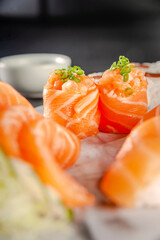 Salmon Jhow Sushi.