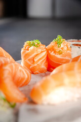 Salmon Jhow Sushi.