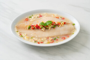 Steamed Fish in Spicy Lemon Sauce