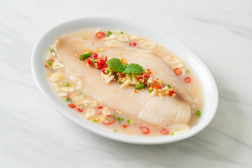 Steamed Fish in Spicy Lemon Sauce