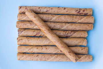 creamy wafer rolls