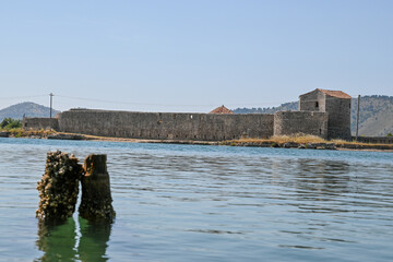 Butrint, Ruinen der Ausgrabungsstelle in Albanien; Venetian Triangle Castle