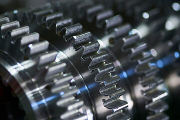 Metal cog wheels gears. machine parts. 금속 톱니바퀴, 기어, 기계 부품	
