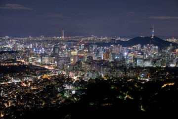 Fototapeta na wymiar Beautiful night view of Seoul city. 서울, 도시, 야경. 