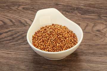 Coriander seeds in the bowl