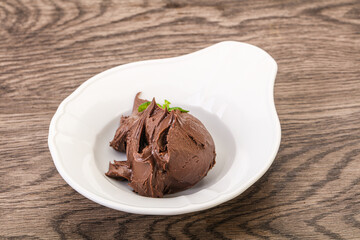 Chocolate spread with nazelnut