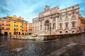Obraz na płótnie Canvas Trevi Fountain (Fontana di Trevi) in the morning light in Rome, Italy. Trevi is most famous fountain of Rome. Architecture and landmark of Rome.