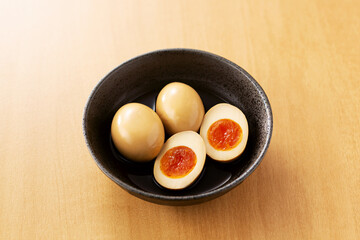 半熟卵　煮卵　味付け卵　卵　ゆで卵　おつまみ　トッピング　卵料理 