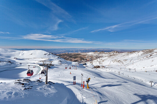 Mountain ski - Pradollano, Sierra Nevada, Spain