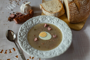 żurek wielkanocny sourbread soup
