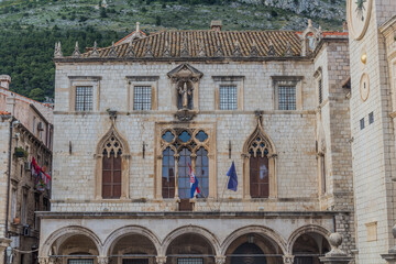 Fototapeta na wymiar Sponza Palace in the old town of Dubrovnik, Croatia