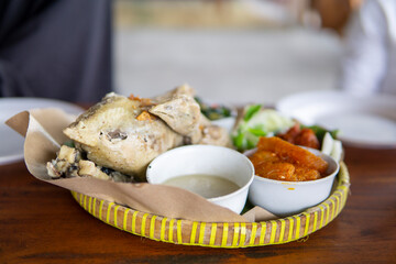 chicken with potatoes