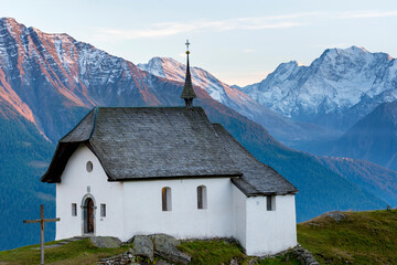 Kapelle in Bettmeralp, einem Dorf im Wallis in der Aletsch Arena, Schweiz