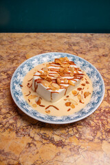 ile flottante, crème anglaise, dessert,  Cuisine, aliments, restaurant, nourriture