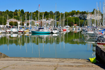 Port of Mortagne-sur-Gironde a commune in the Charente-Maritime department in southwestern France  - obrazy, fototapety, plakaty