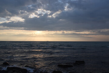 Fototapeta premium Sunrise over the Black Sea in early January