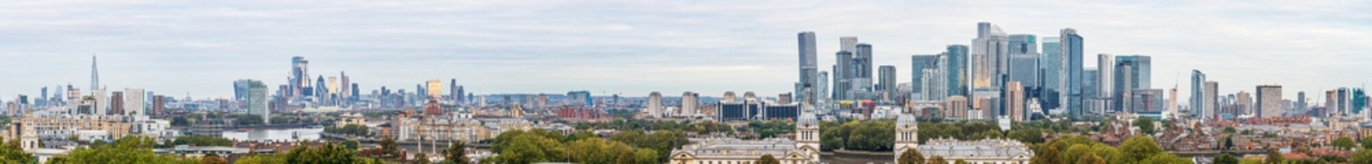 London skyline panorama on cloudy autumn day 
