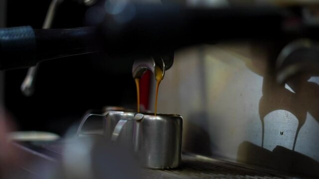 Taza de Caf&eacute;, Preparaci&oacute;n | Preparing the coffee