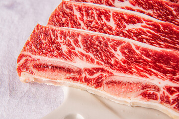 구워 먹어도 맛있고 쪄서 먹어도 맛있는 소갈비