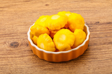 Marinated patissons in the bowl