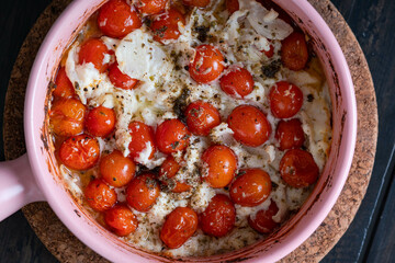 gourmet cherry tomatoes, ricotta cheese and herbs pasta