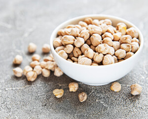 Uncooked dried chickpeas