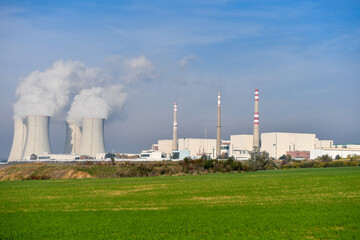 Fototapeta na wymiar CZE, AKW Dukovany, Kernkraftwerk, Tschechische Republik