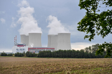 Fototapeta na wymiar CZE, AKW Temelin, Kernkraftwerk, Tschechische Republik