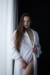 Topless sensual woman at home © 3kstudiok