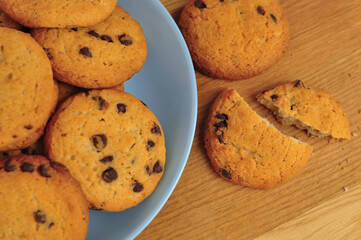 sweet crunchy cookies with dark chocolate for teatime