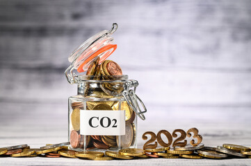 argent banque pauvreté euro taxe epargne salaire pension prix cout budget année an calendrier...