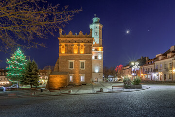 Sandomierz - market square and city hall by night during Christmas - 479955184