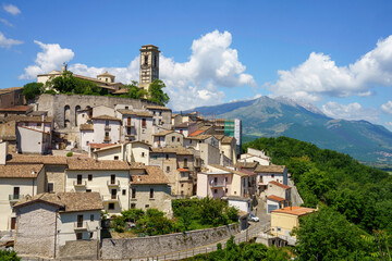 Fototapeta na wymiar Landscape of Valle Peligna, Abruzzo, view of Goriano Sicoli