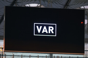 VAR (video asistant referee) - obrazy, fototapety, plakaty