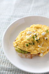 Avocado and scrambled eggs toast