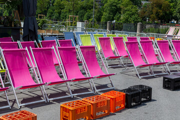 Bunde Gartenstühle, Liegestühle