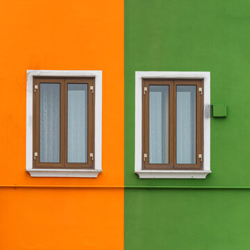 ventanas de colores en burano