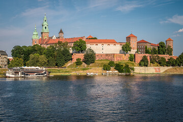 Fototapeta na wymiar View of the Wawel Castle 