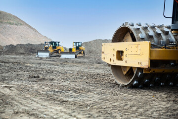 Drum vibration single-cylinder road roller for leveling soil on a construction site