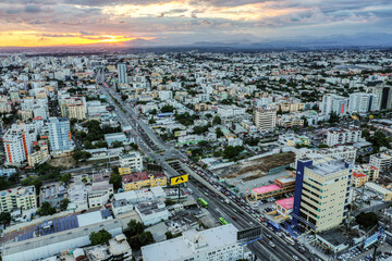 Av. 27 de Febrero, Santo Domingo, República Dominicana.