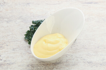 Cheese sauce in the bowl