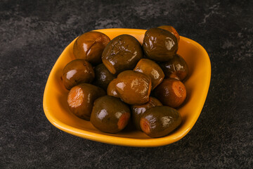 Marinated feijoa in the bowl