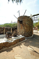Moulin à vent à l'écomusée Lychnostatis à Hersonissos en Crète