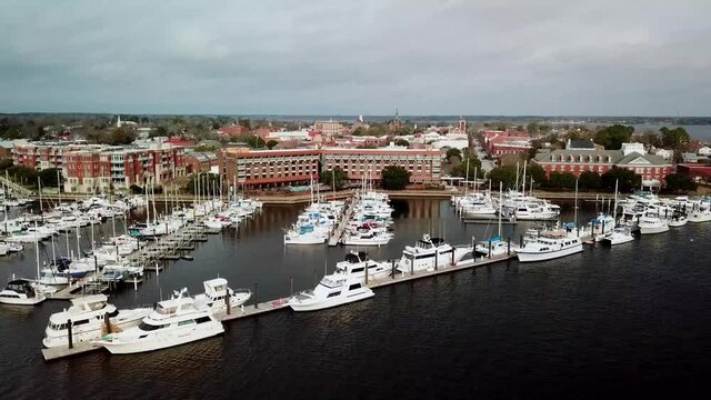 aerial slow push into new bern nc, north carolina skyline