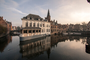Brügge in der Dämmerung - Die Ruhe vor dem Touristenansturm