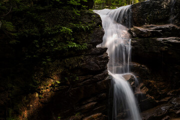 Fototapeta na wymiar Waterfalls in the White Mountains, New Hampsire