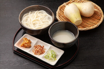 おしぼりうどん