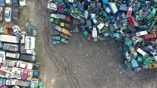 Scrap car treatment plant