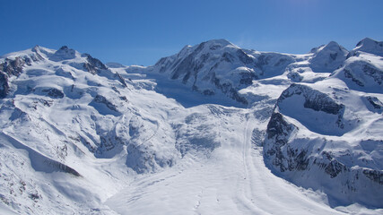 Fototapeta na wymiar Zermatt – Cervin – Matterhorn – Suisse